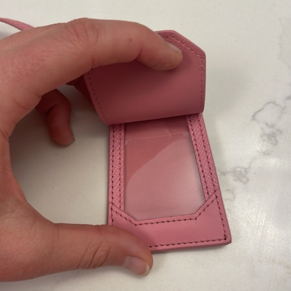 Prada bag tag - Picture 3 of 4